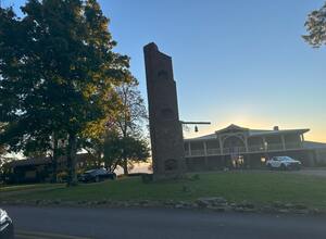 Picture of the Hotel Monte Sano's chimney from Old Chimney Road