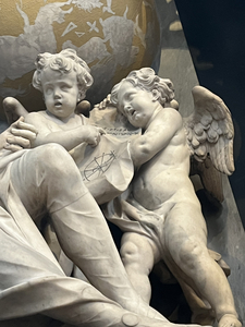 Section of Isaac Newton's memorial at Westminster Abbey.