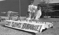 1992 Pi Kappa Alpha homecoming float at Spragins Hall.
