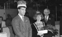 1990 Homecoming King Matt Iley and Queen Julie Preston.