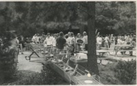 Students at 1976 freshman orientation.